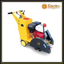 Road cutting/concrete road cutting machine/robin engine cutter